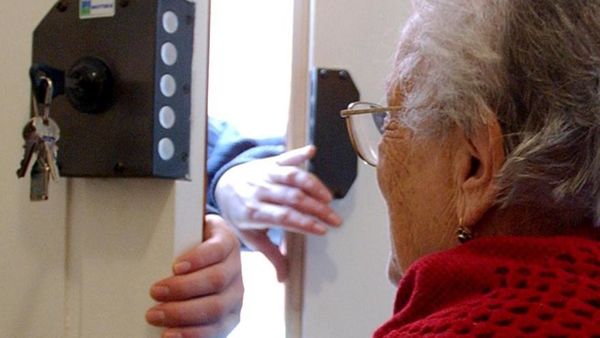 Attenzione! falsi operatori in circolazione
